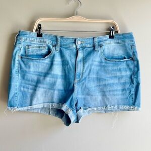 Universal Thread Women's High Rise MIDI Cutoff Denim Shorts